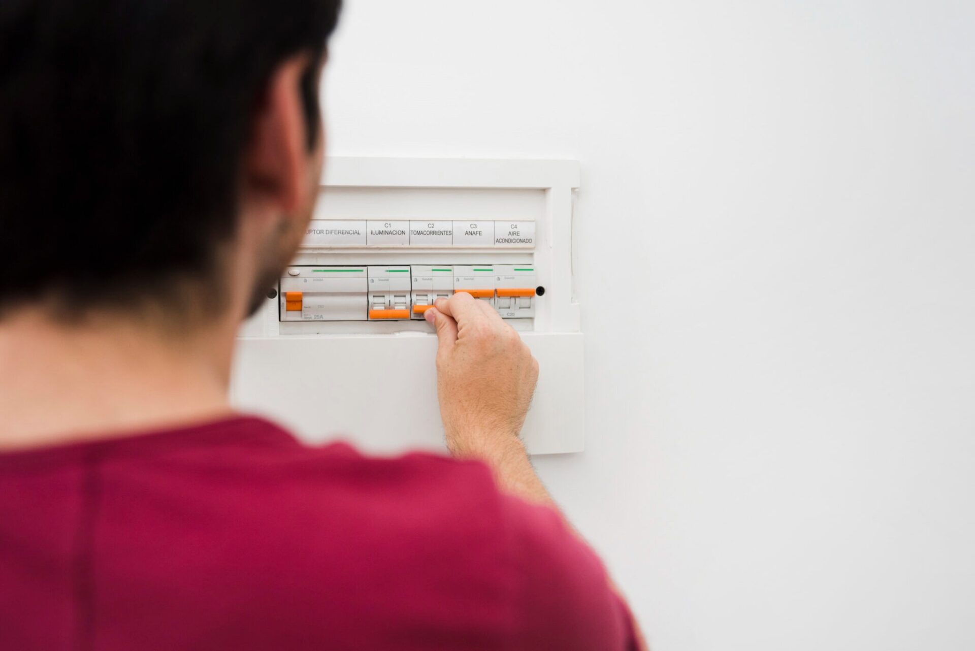 Domestic Electrician
